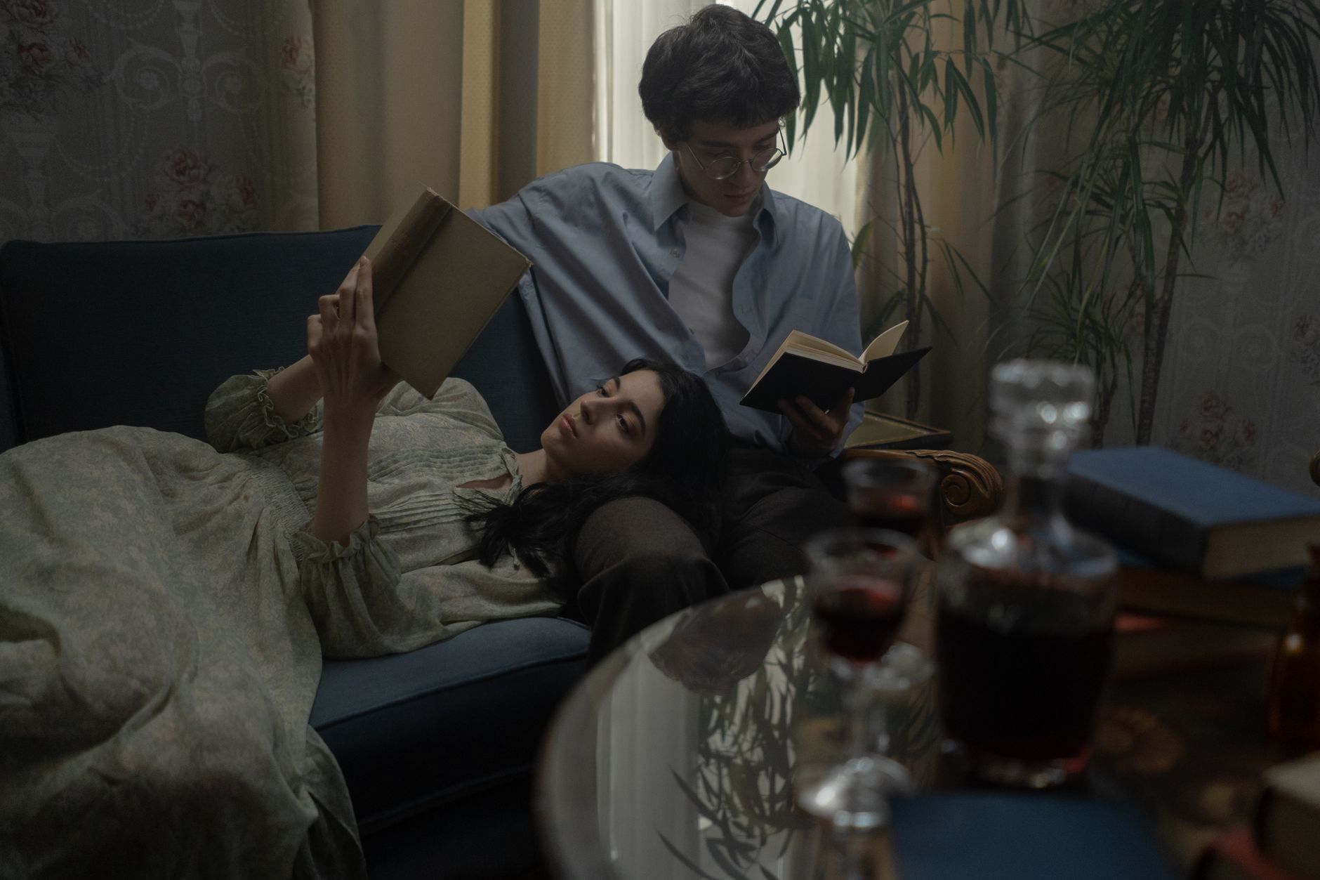 Margaret Qualley Jack Antonoff: Financial Lessons for Fans