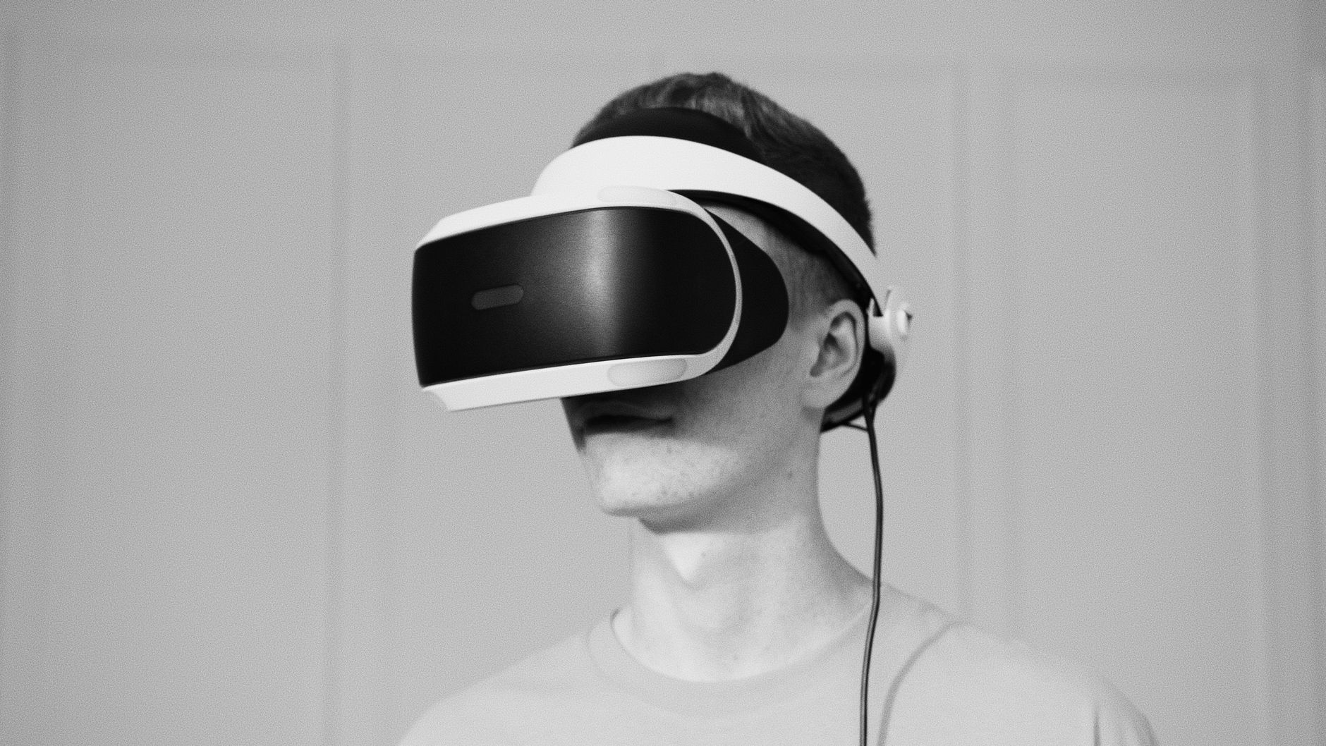 Mark Zuckerberg's Meta Entering a Potential $2T Cloud Market