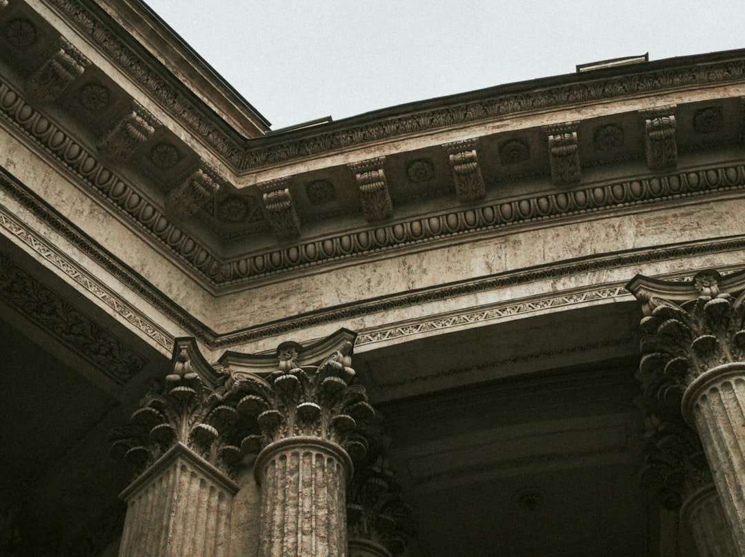 Market Crash Fears Real: Why Investors Still Buy Stocks