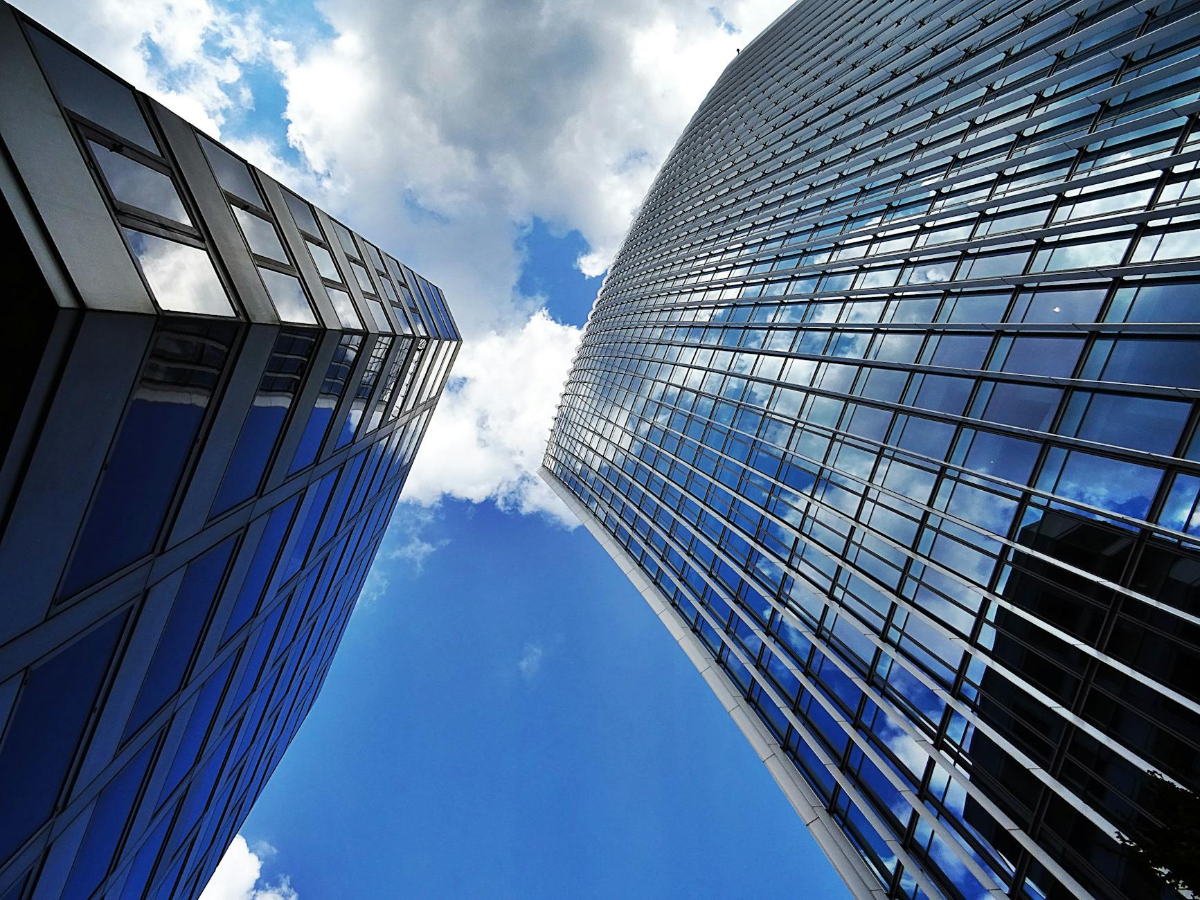 Meros Investment Management Sold: Photonics Stock Moves