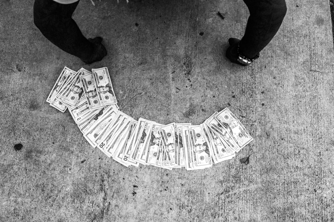 Monday Reads for Investors: Top 10 Essential Morning Briefs