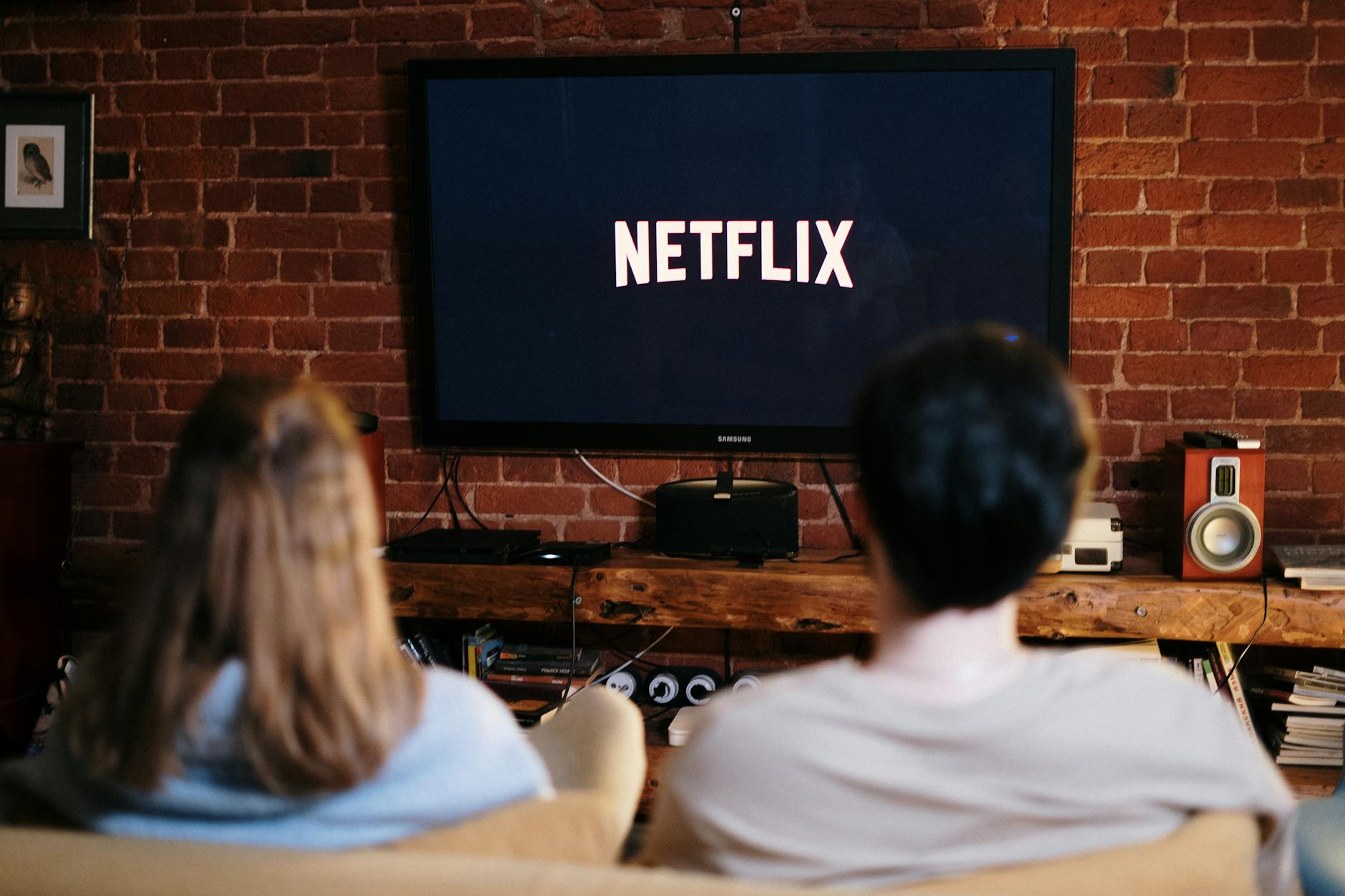 Netflix Backs Warner Bros. Deal: 5 Smart Moves for Investors