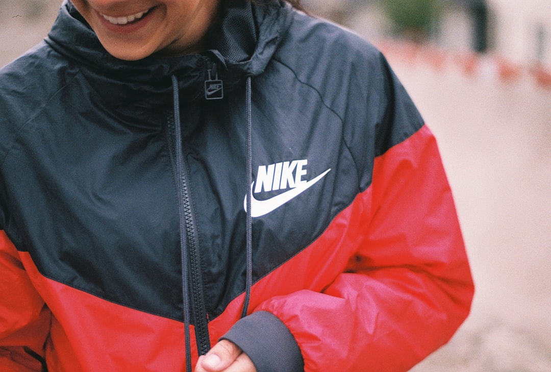 Nike Analyst: 95% People Say Nike Is for Me, Others Lag
