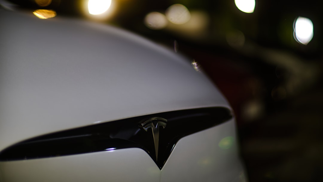 NIO Drops First-Ever Profit, Tesla Rises: Two-Speed EV Trade