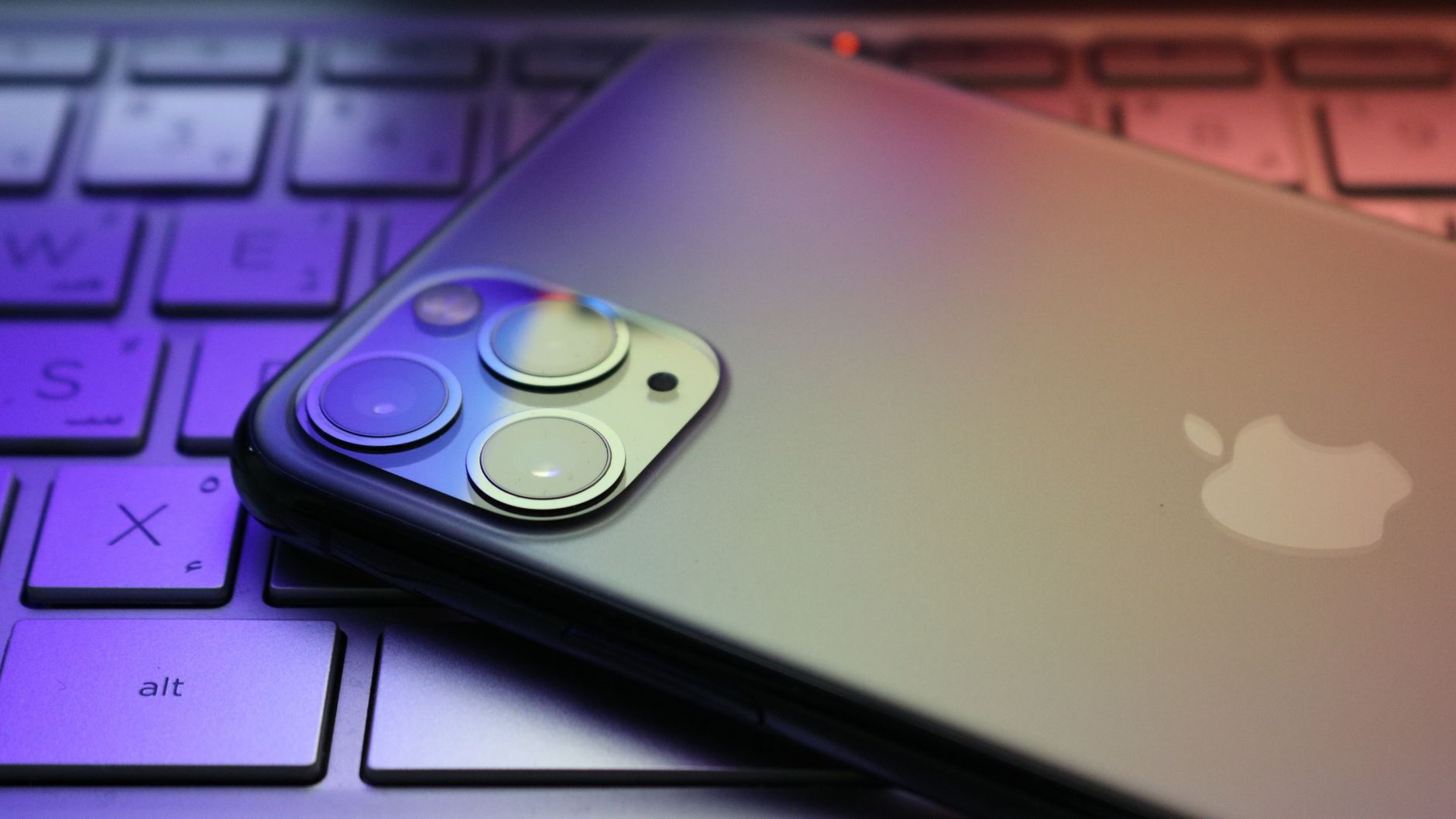 NVIDIA vs Apple: Nvidia Will Edge Market Cap by July
