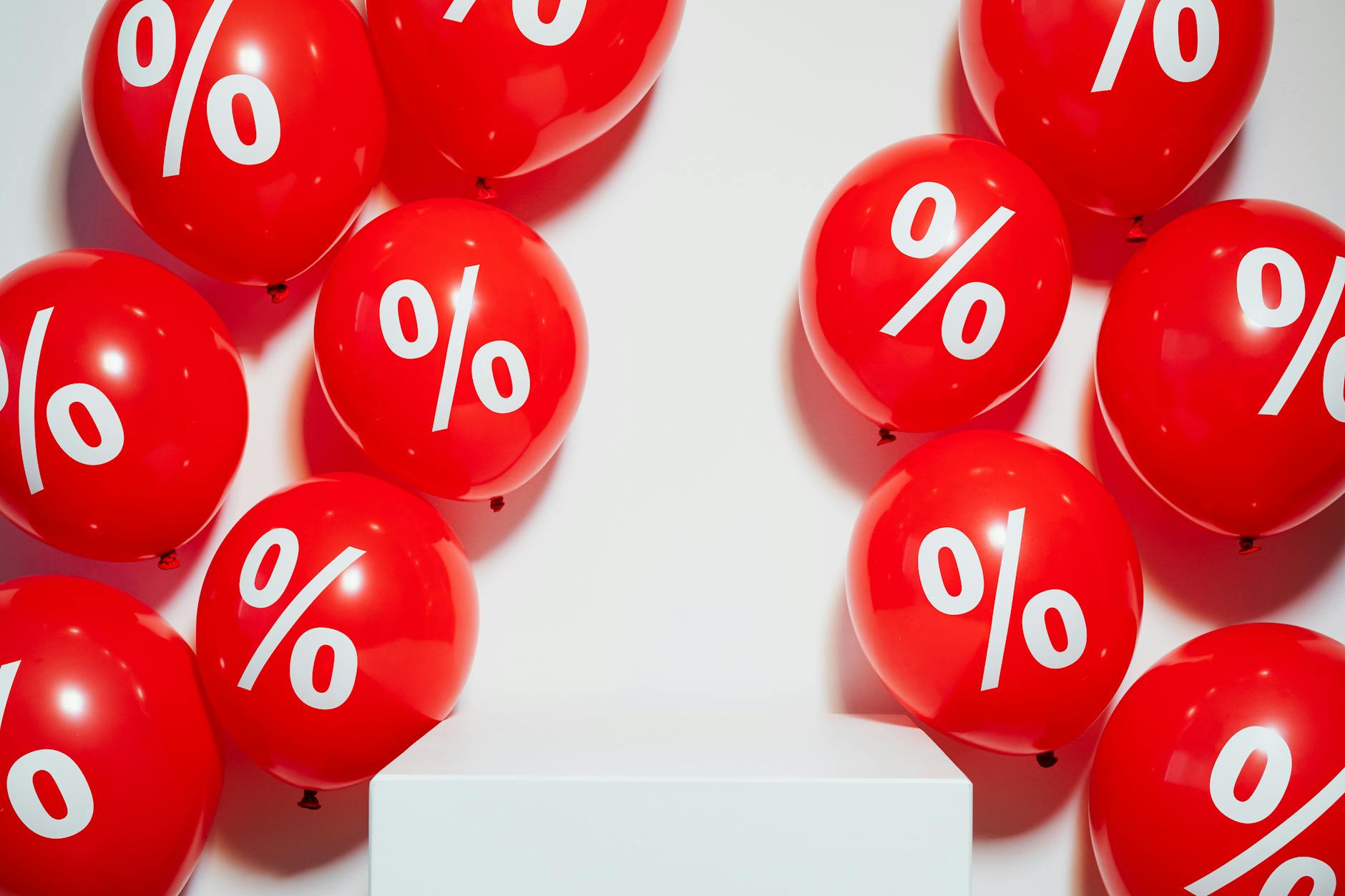 Oof! Federal Reserve's Inflation Forecast and Market Turmoil