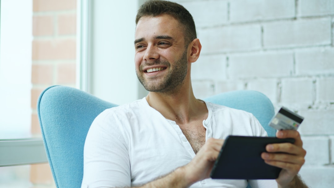 Owning First Click: Digital Brand Ownership in Loans