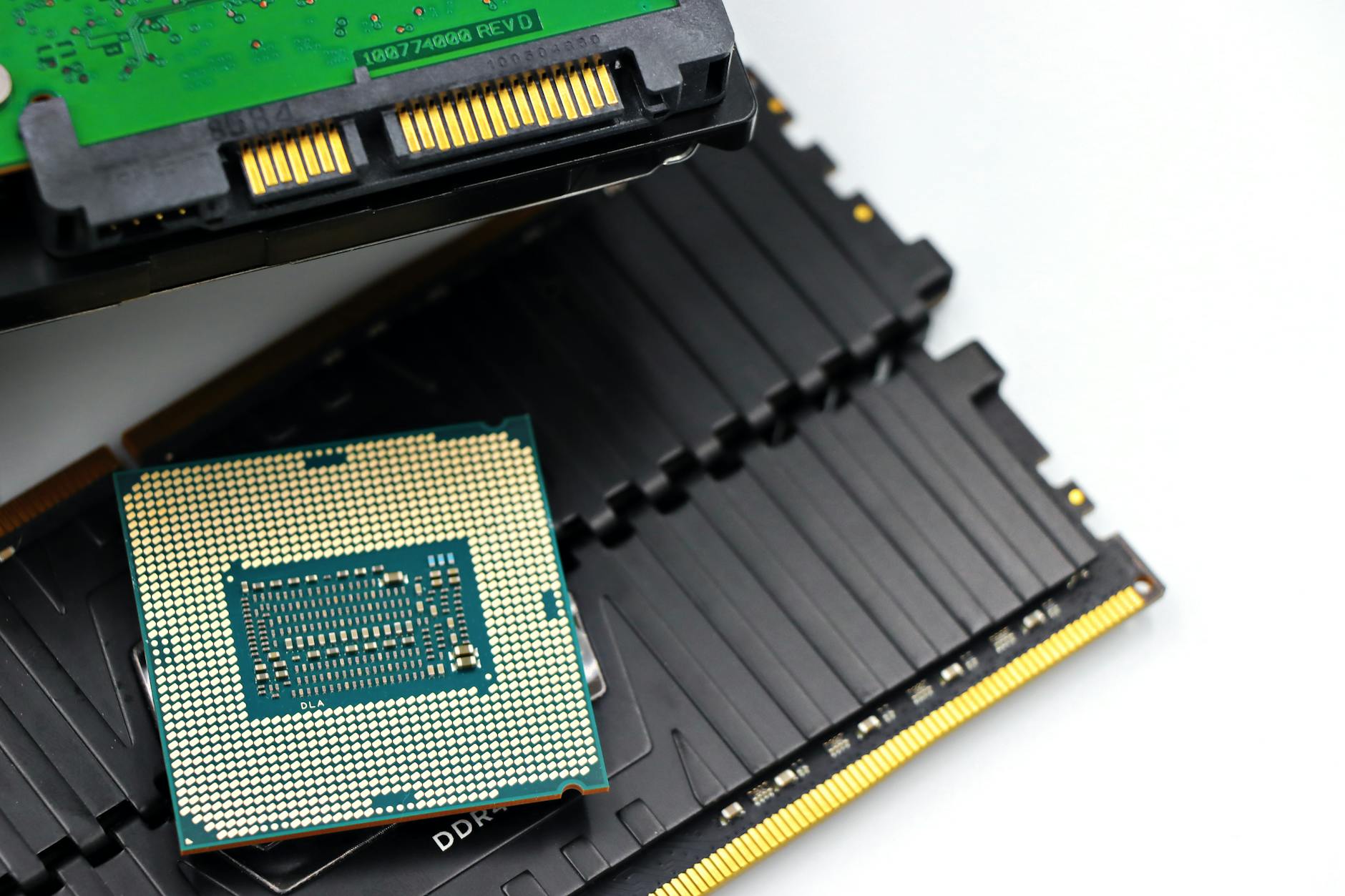 Quantum Computing Stocks IonQ Rally: Don’t Take the Bait