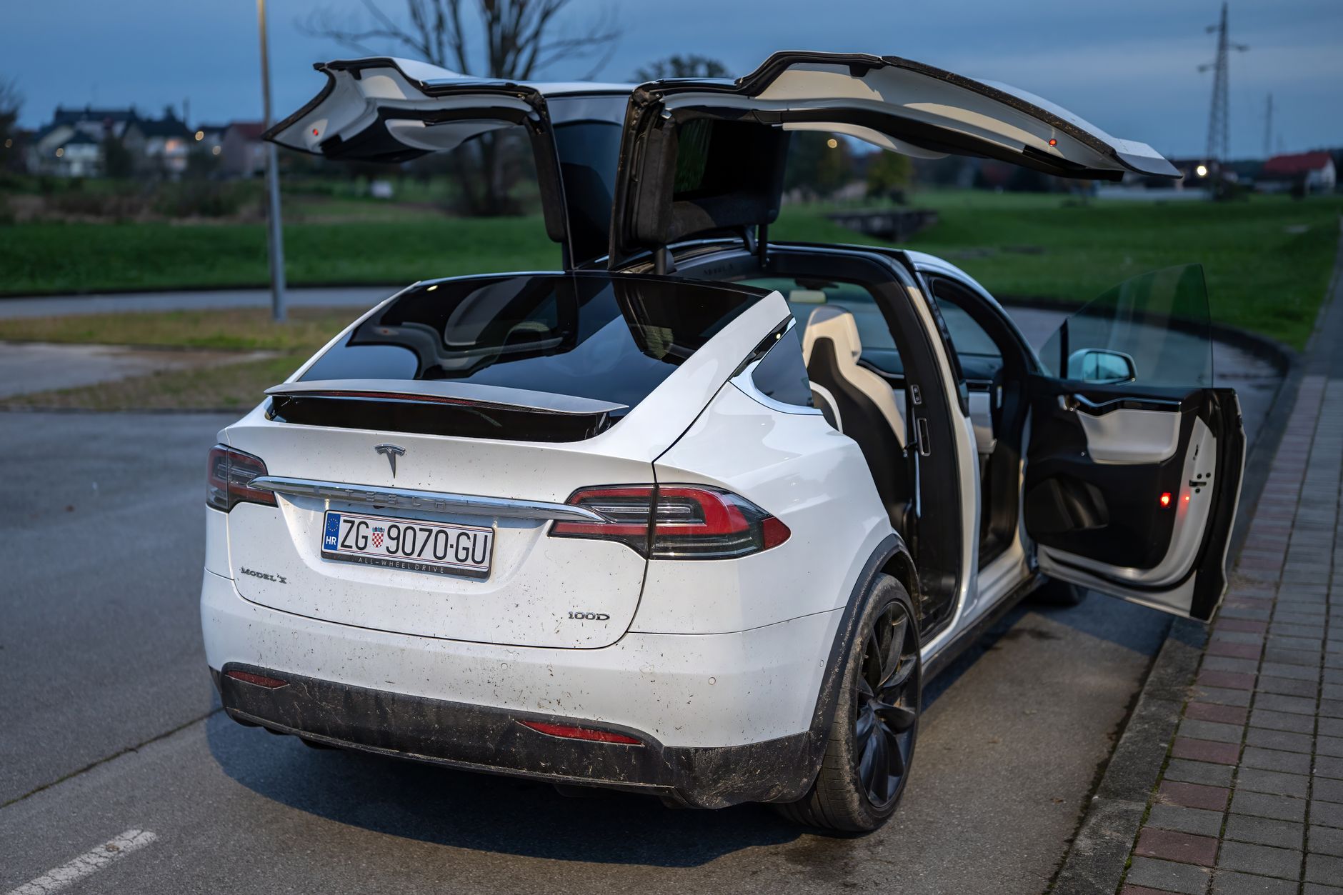 Reasons SpaceX Tesla Will Merge: 5 Strategic Moves