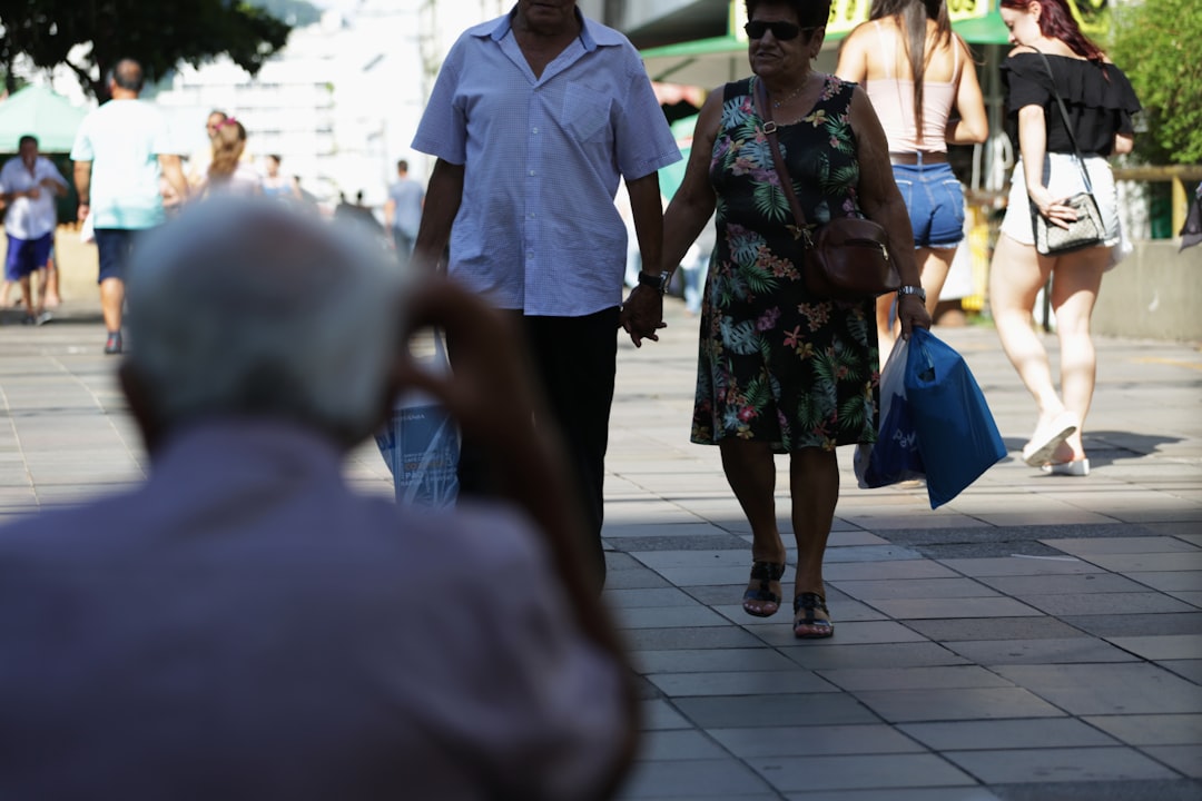 Retirees Stretching $10,000 Savings with Smart Budgeting