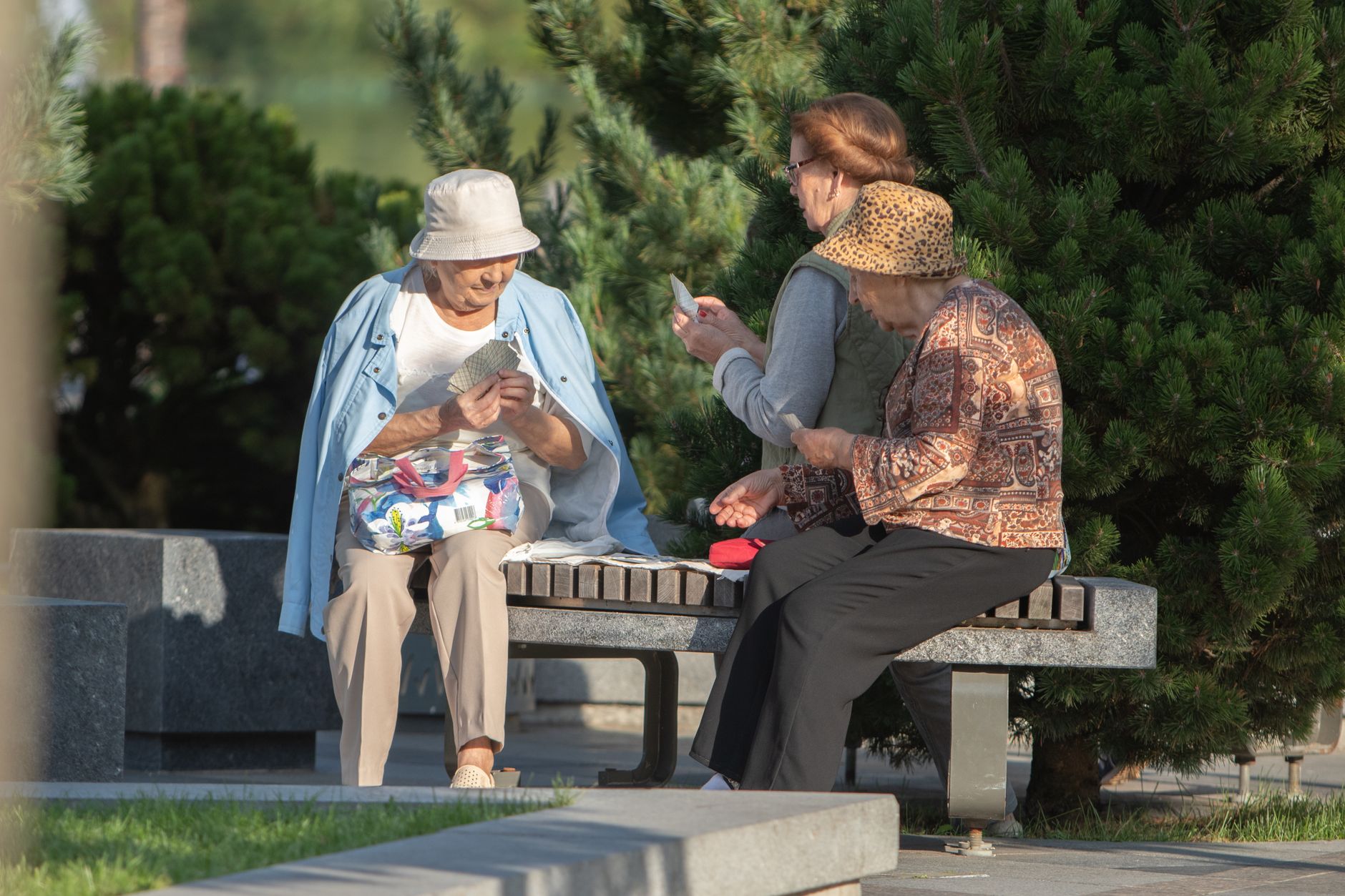 Retirees Swapping Bond Funds for Short-Term Treasuries