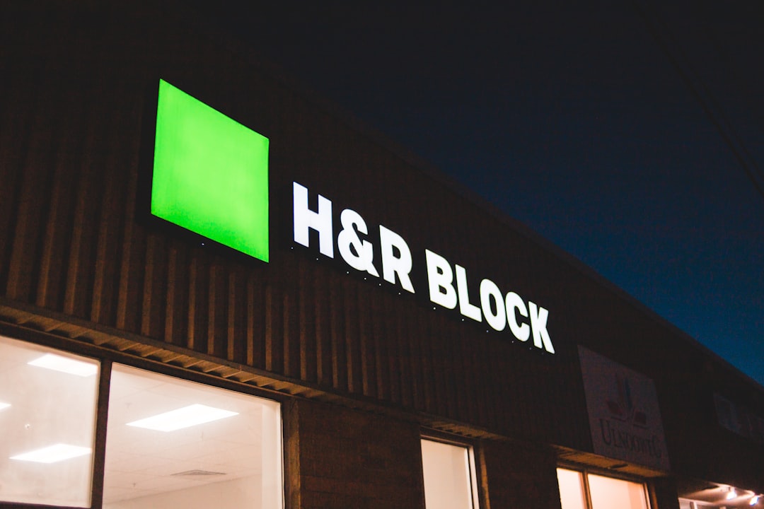 Rising High Yield Savings Rates in 2026: How to Find