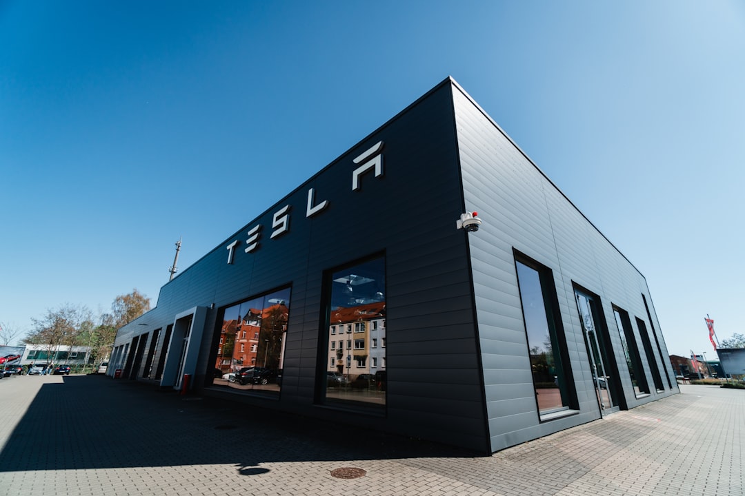 Rivian Rallies as Tesla Stalls; NIO Slips on Rally Maneuvers and R2 Growth