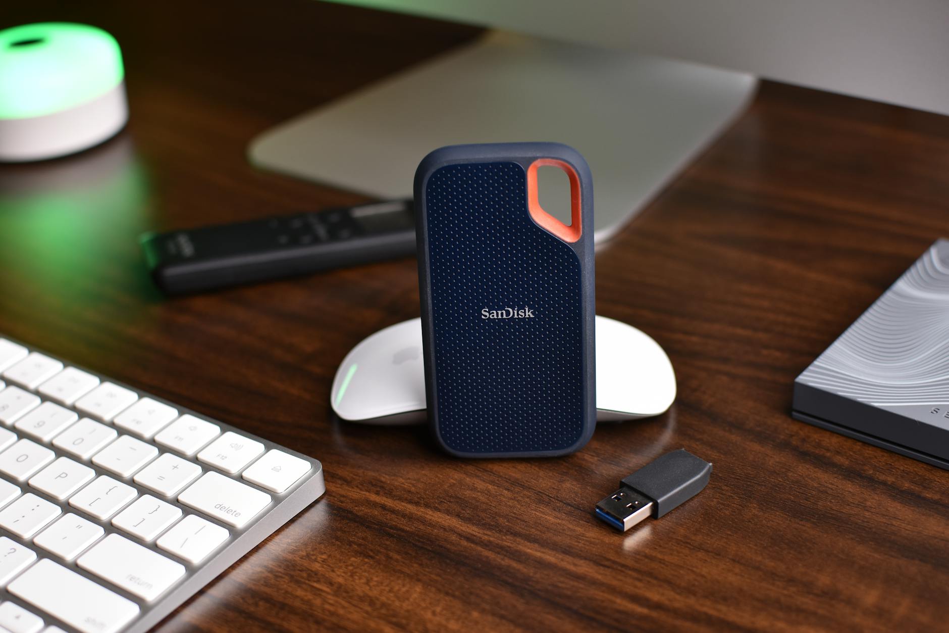 Sandisk (Not Micron) Could Lead AI Memory Era for Investors