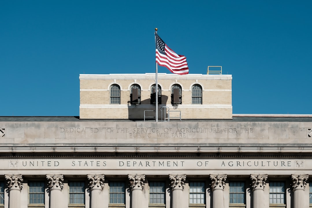 Senator Warren Criticizes OCC Over Crypto Charters