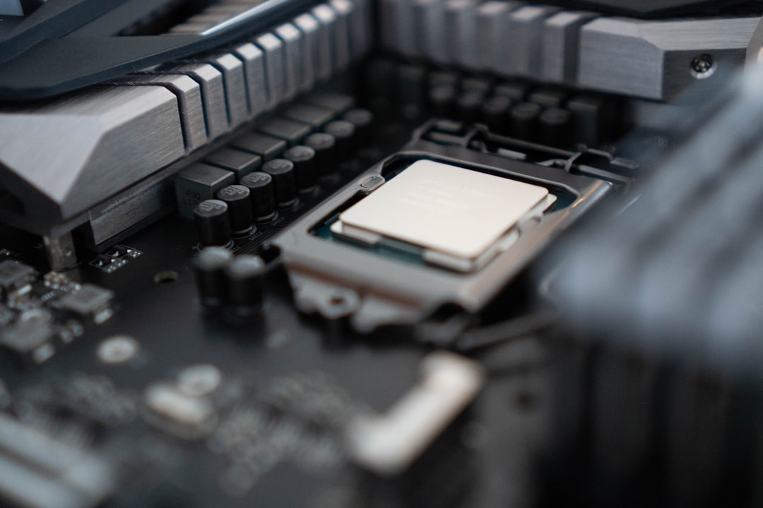 Shares Intel Have Plummeted: Is This a Buy Opportunity?