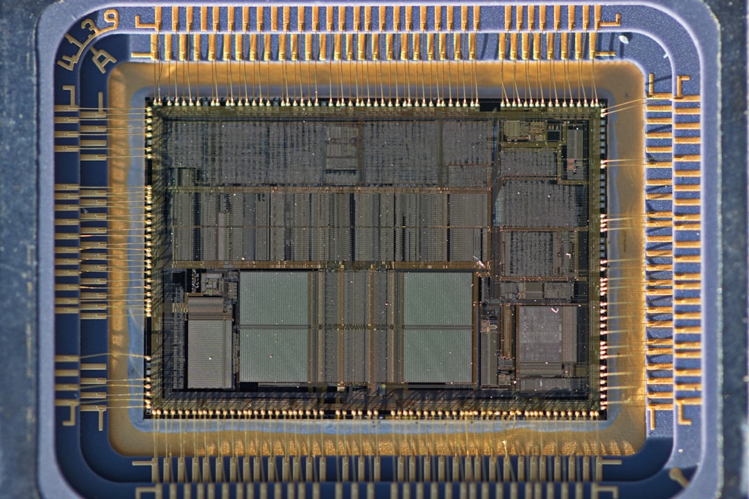 Should Intel Stock Before the Huge Investor Update? Smart Timing Guide