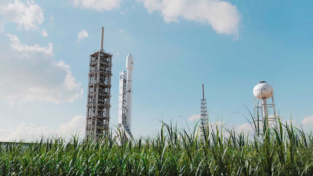 SpaceX Bets Hyperliquid Price Signals Early IPO Valuation