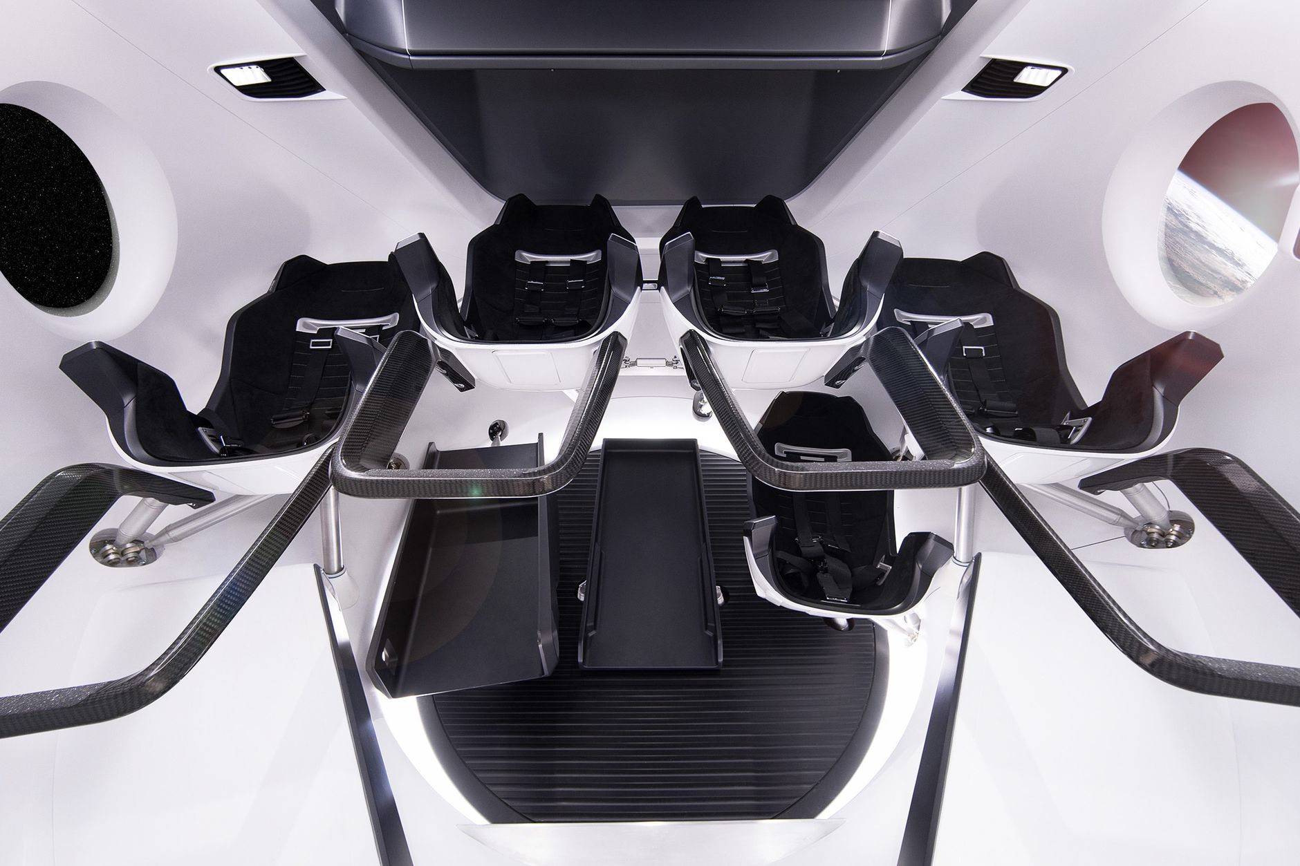 SpaceX Could Make Thousands: Should Retail Investors Buy In?