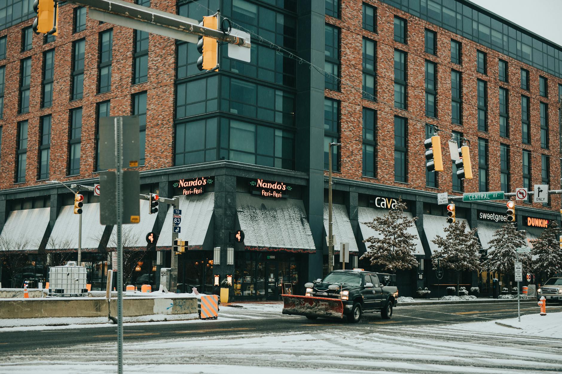 Sweetgreen (SG) 2025 Earnings: Investor Outlook & Trends