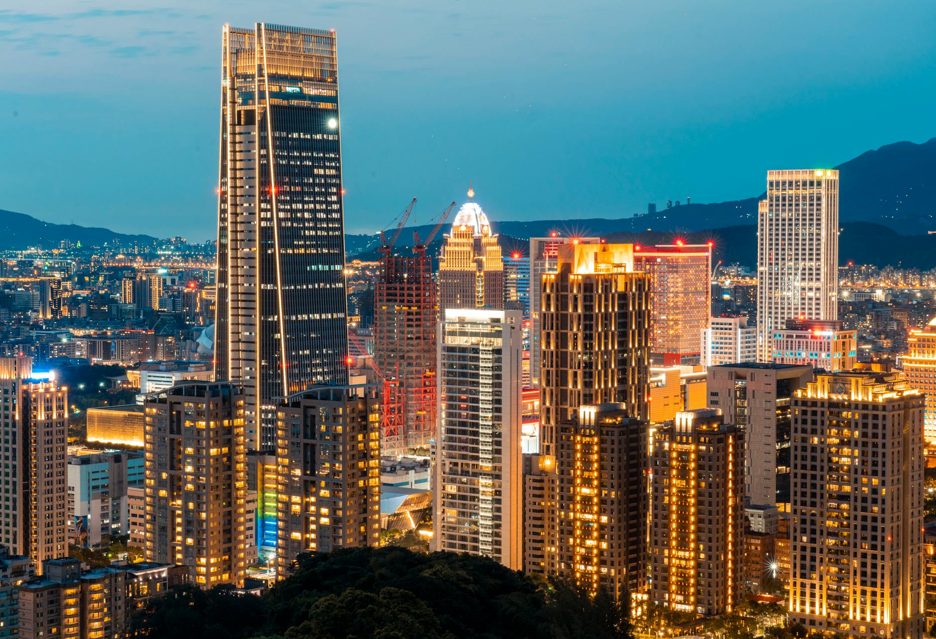 Taiwan Semiconductor Expects More Gains in 2026: Outlook