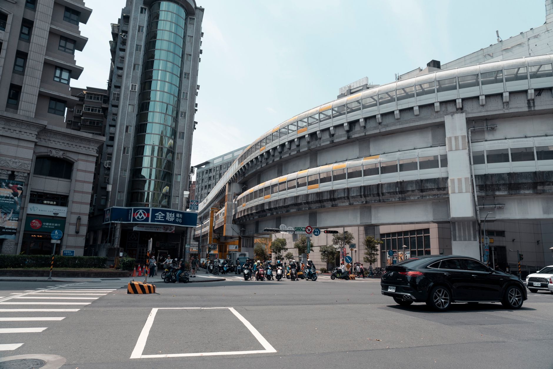 Taiwan Semiconductor Stock Before July: Buy or Hold?