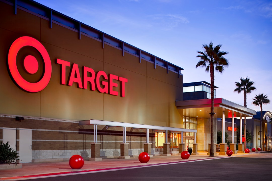 Target Stock Crushing Market: Is Now the Right Time to Buy?