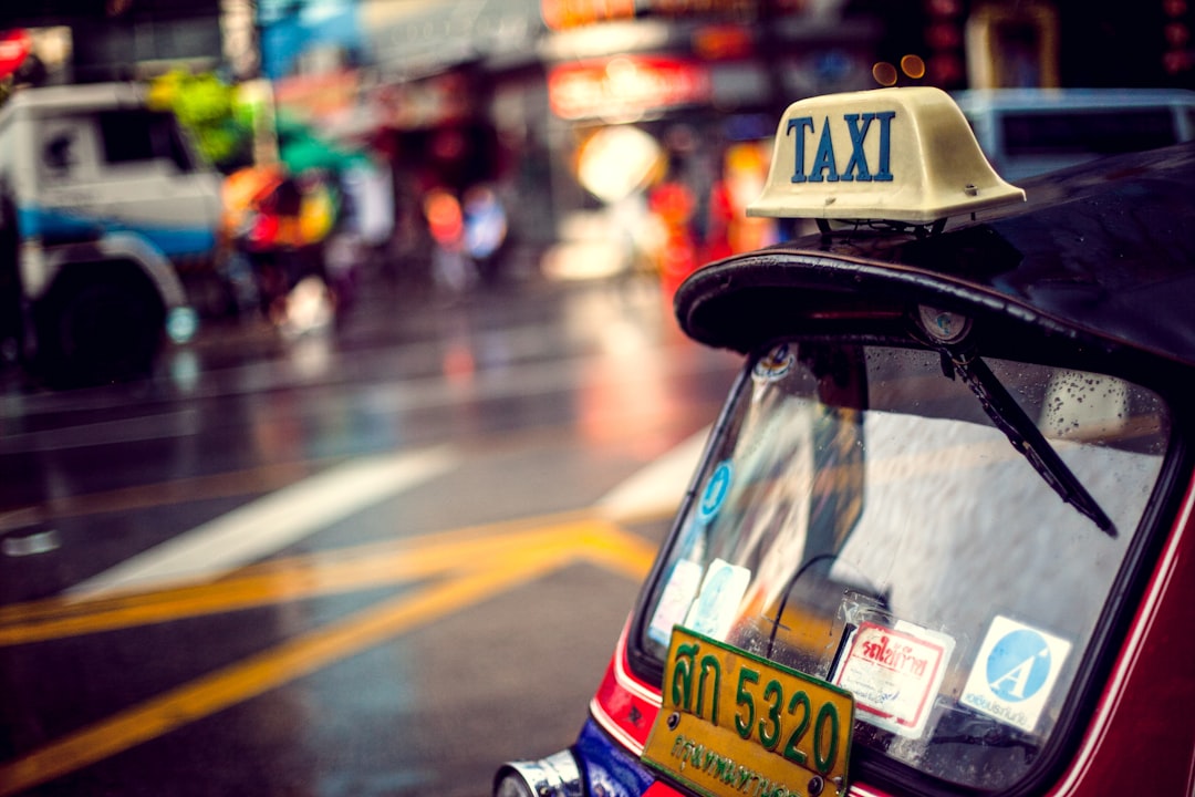 Tax-Exempt Muni Income Corporate: SMB vs. VCSH for Short Bond Portfolios