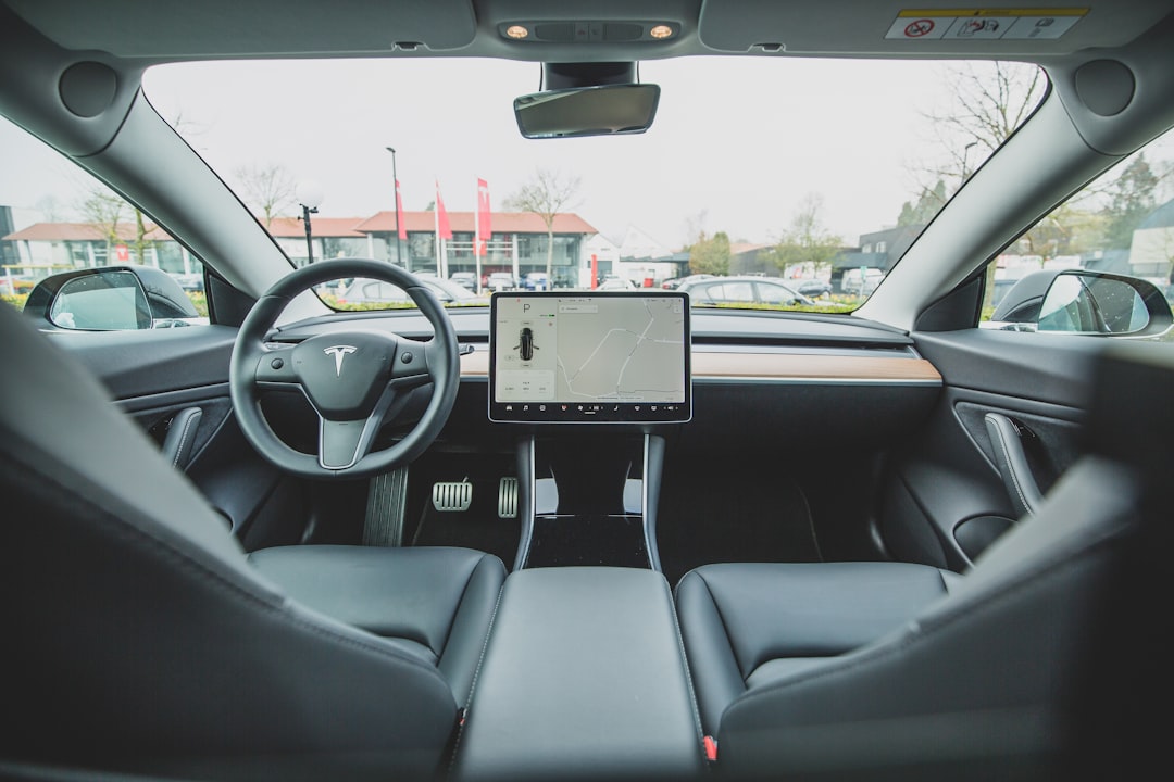 Tesla and Nvidia: Both Market Favorites, Yet One Is a Buy