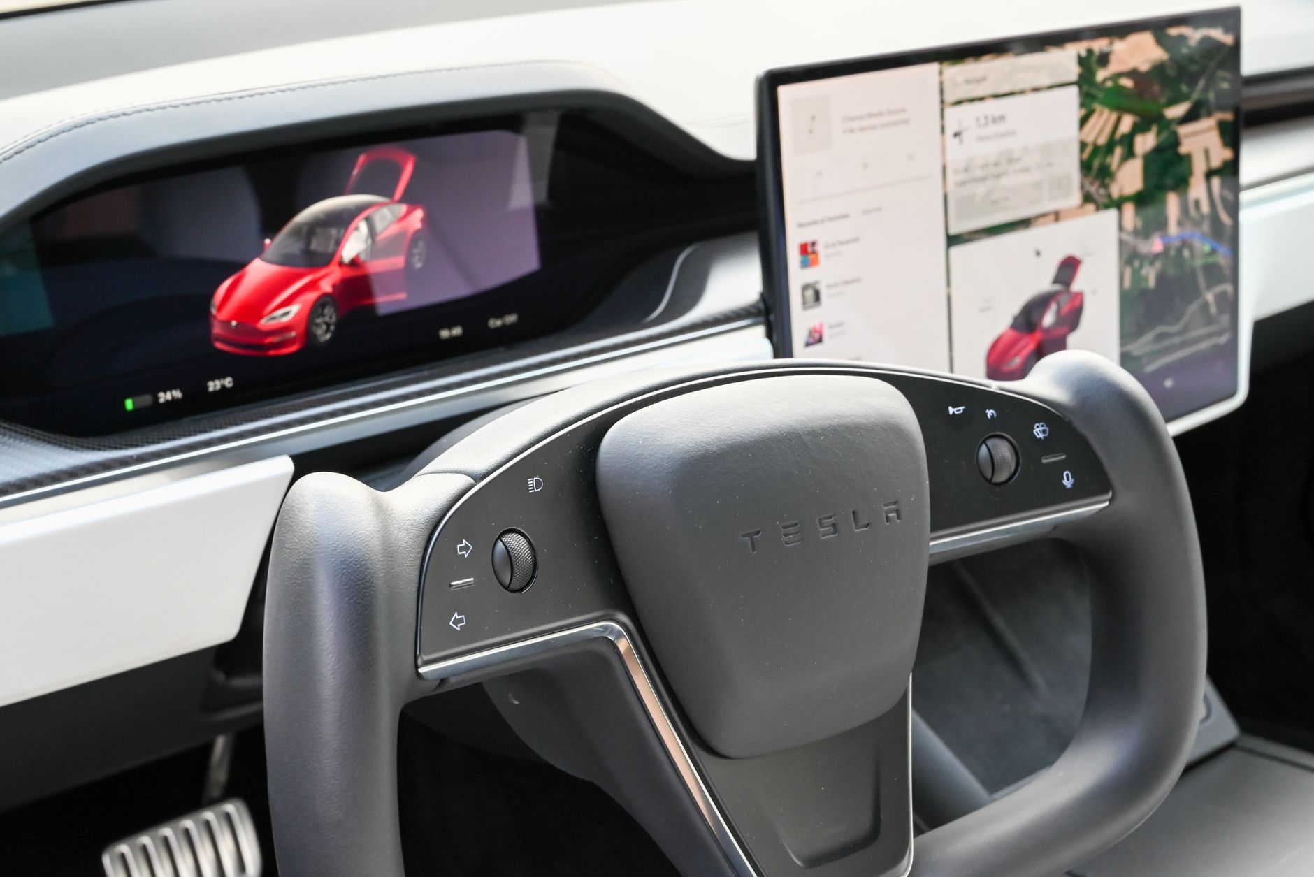 Tesla’s $500 Billion Question: Growth vs. Valuation