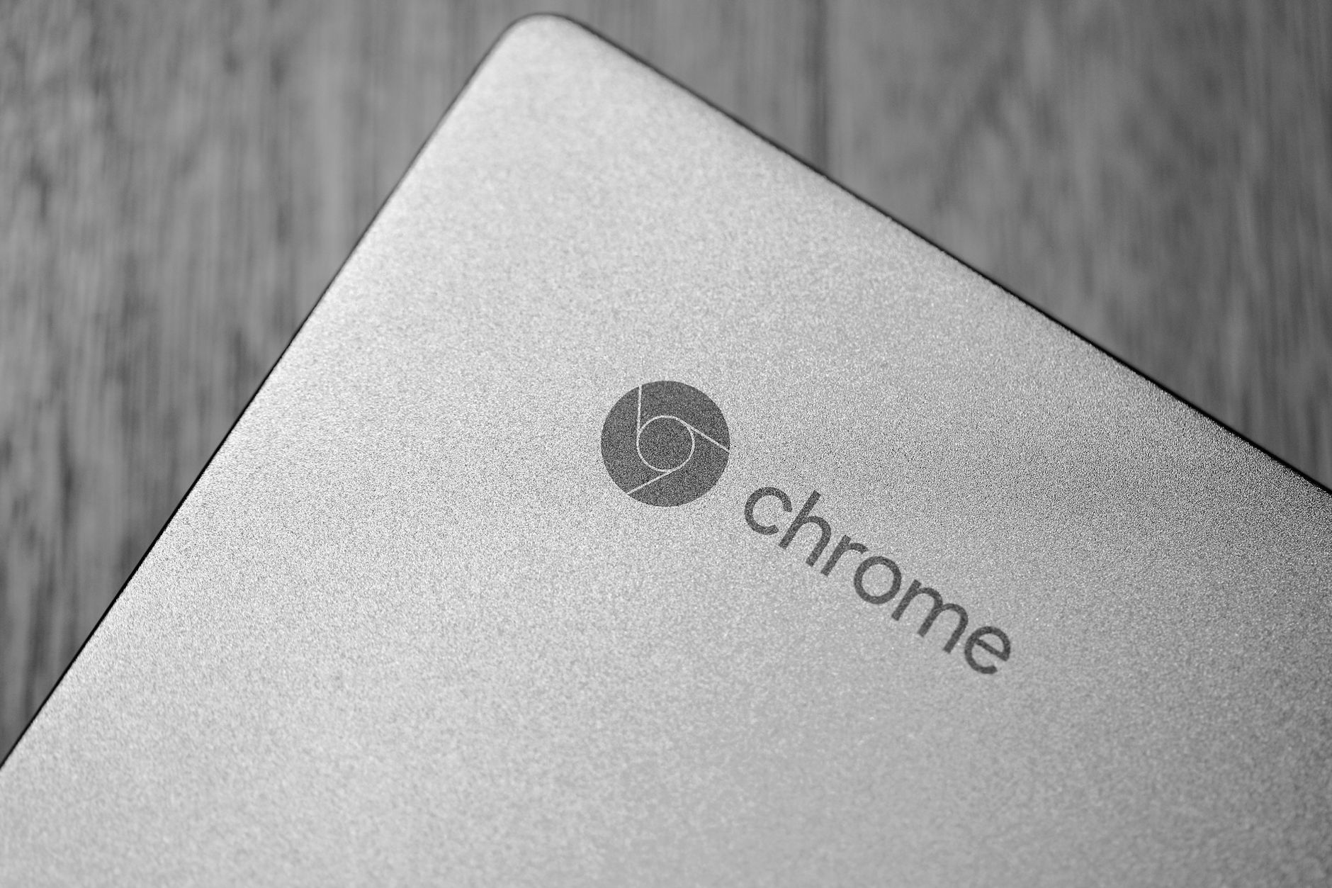 This Tech Giant Worst-Performing Dow Stock: Buy Now?