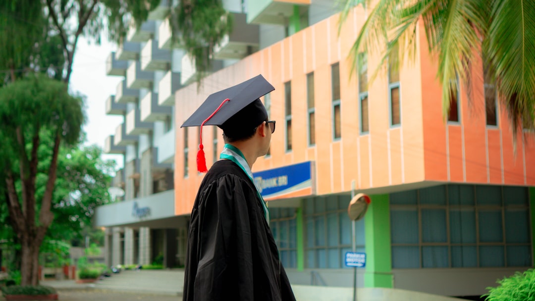 Took $250,000 Student Loans? Here’s Your Repayment Reality