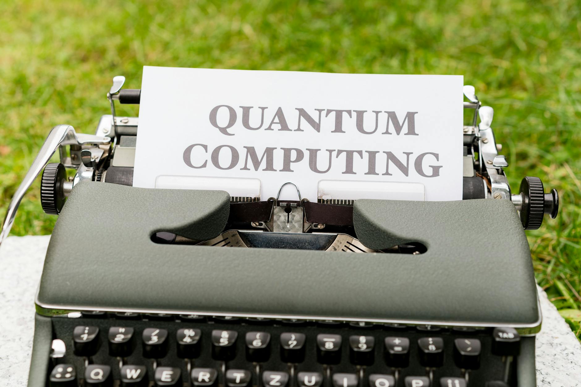 Top Quantum Computing Stocks 2026: IonQ and IBM Outlook