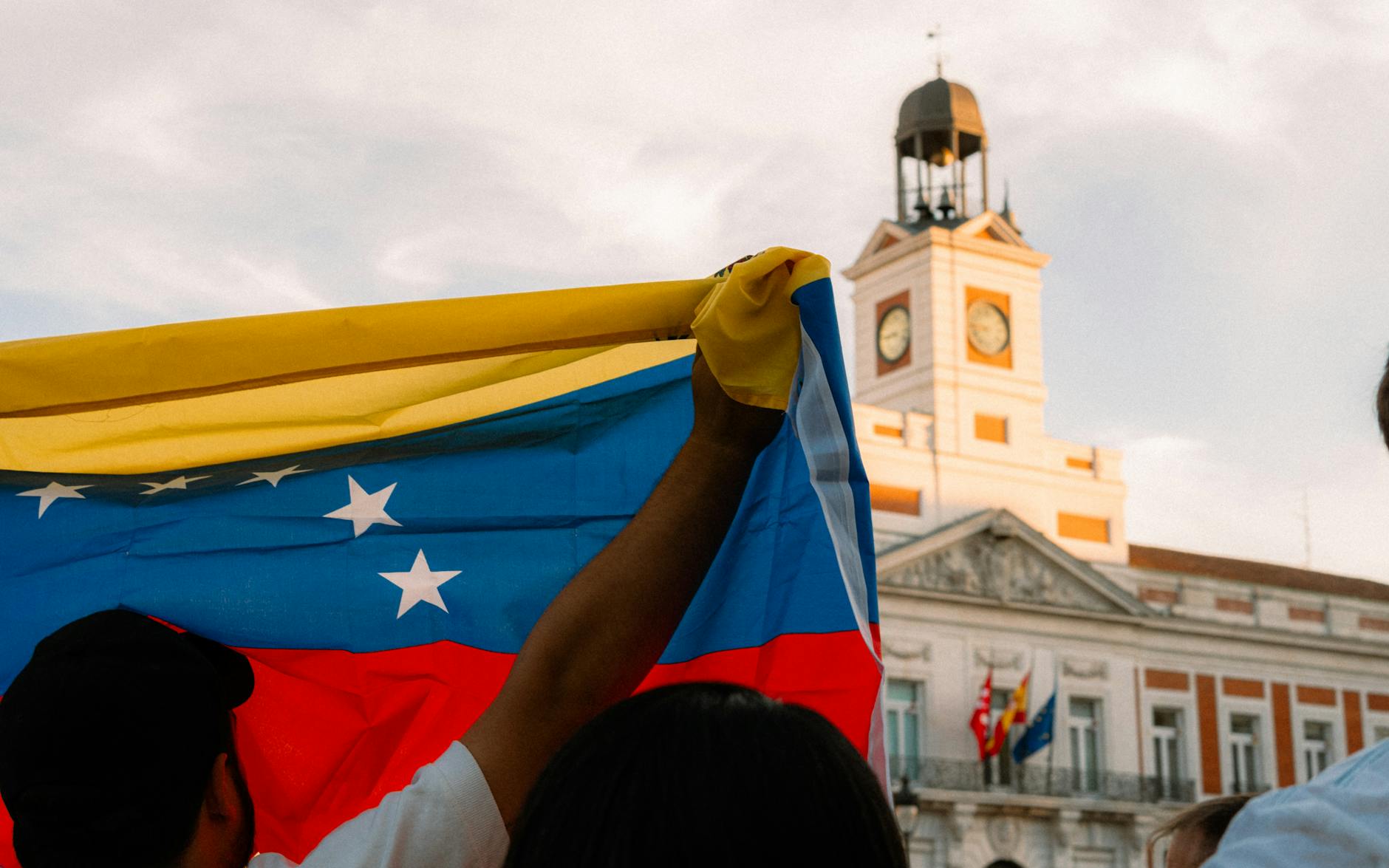 Trump’s “51st State” Venezuela: Finance, Oil, and Risk