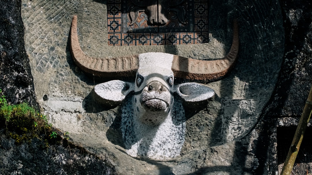 Ultimate Bull Signal? ETH’s Chart Flips Buy, Sparks Rally