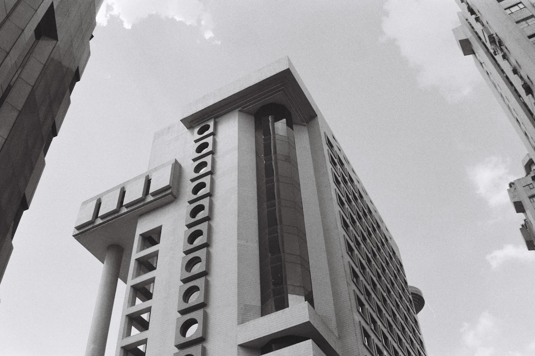 Universal Technical Institute Director Stock: Buy or Sell?