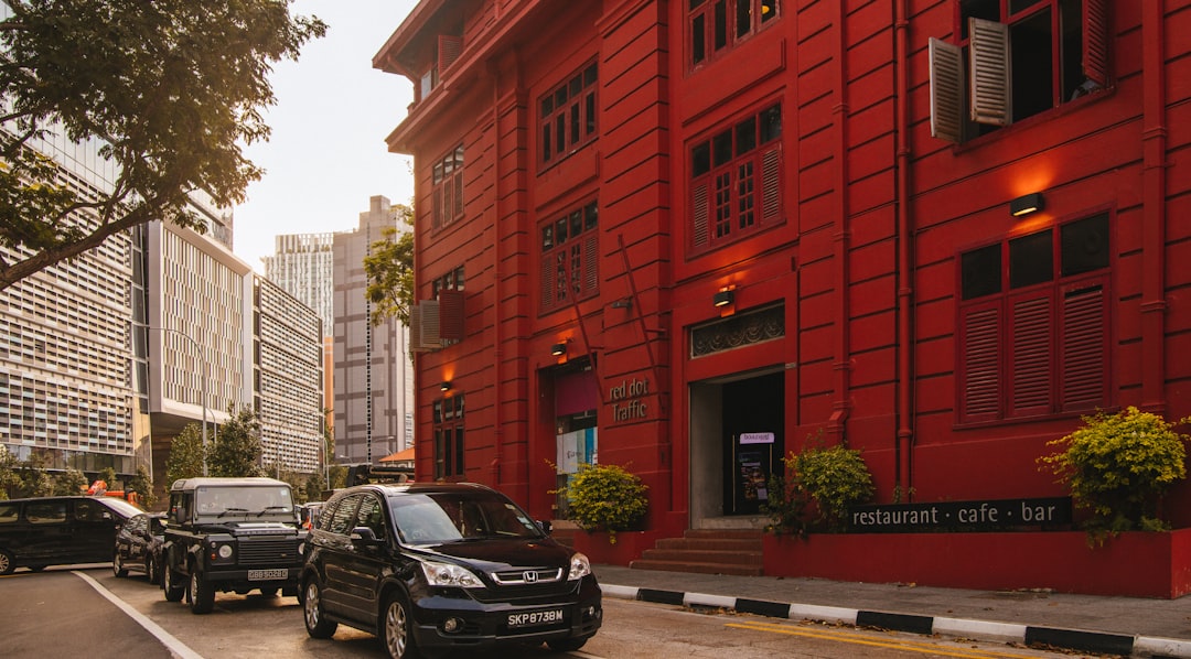 Viasat's Chief Accounting Officer: Buy or Sell Outlook