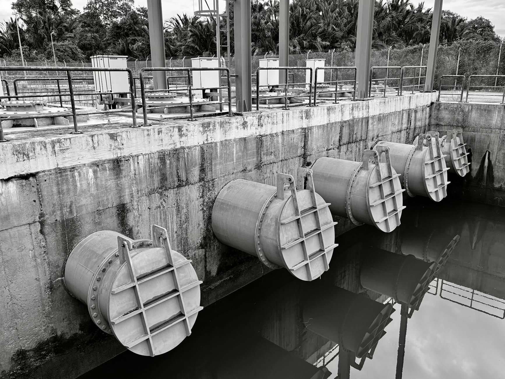 Water Utility Just Year: Ups 8% Amid $28M Position Cut