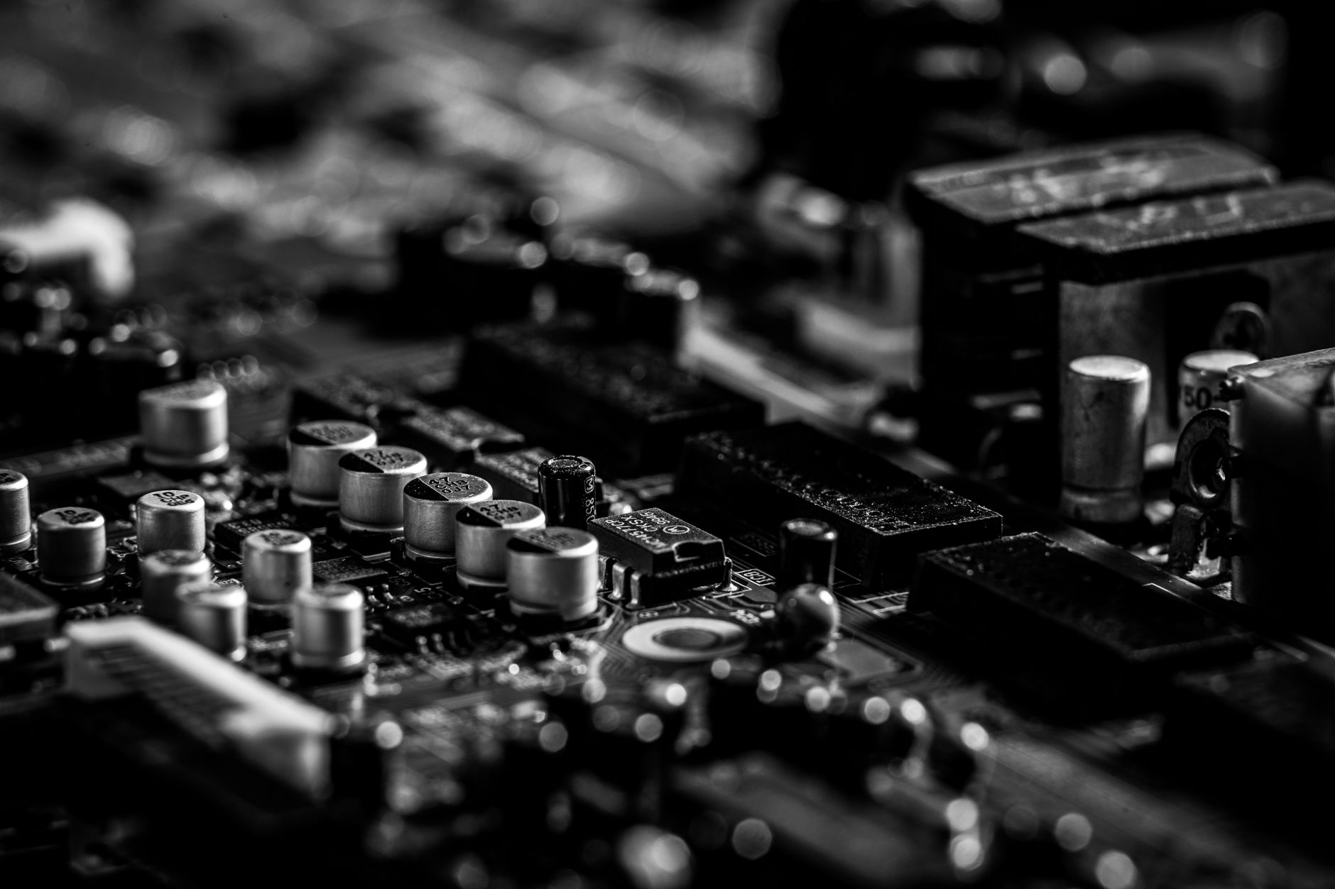 Why Direxion Daily Semiconductor Bull Dropped: Key Insights