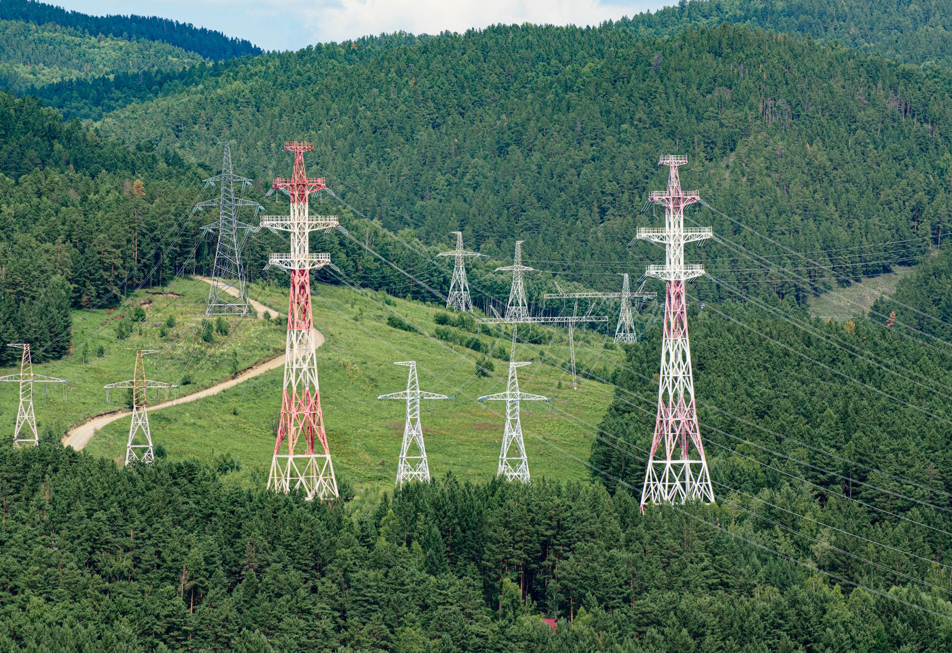 Why Energy Transfer Could Spend Up to $5.9B This Year Matters
