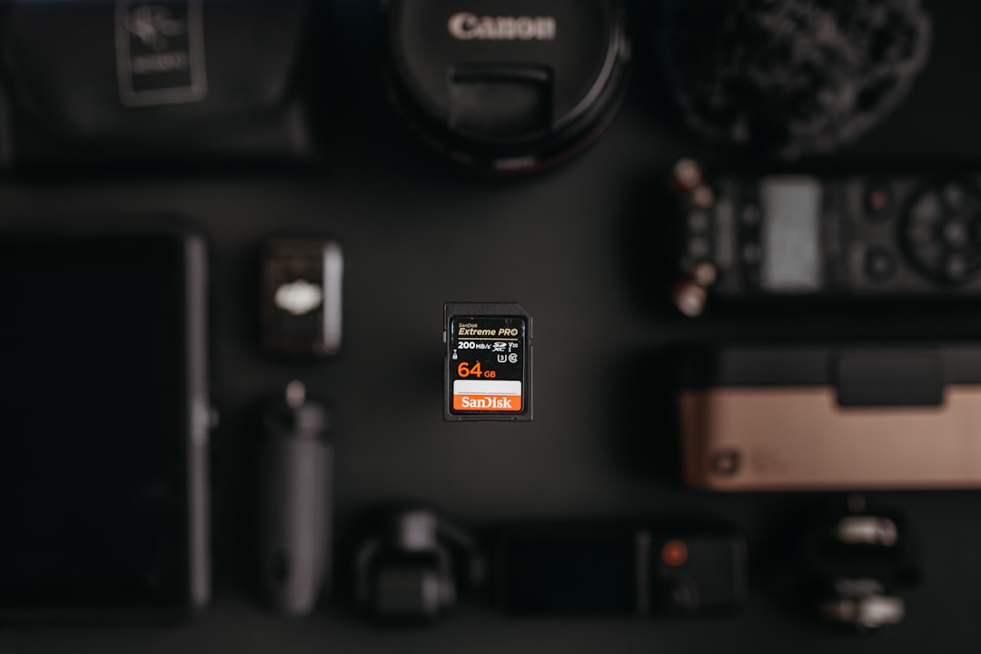 Why Sandisk Stock Popped Again Today: Signals and Risks