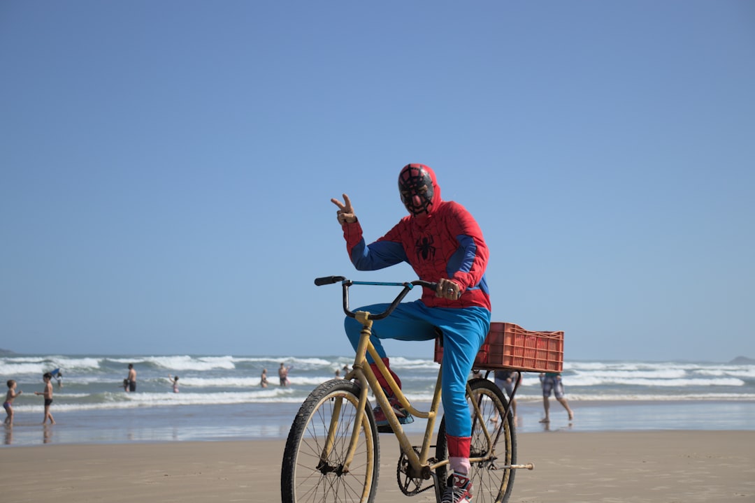 Zendaya Turns Vintage Spider-Man: Budget Fashion Wins