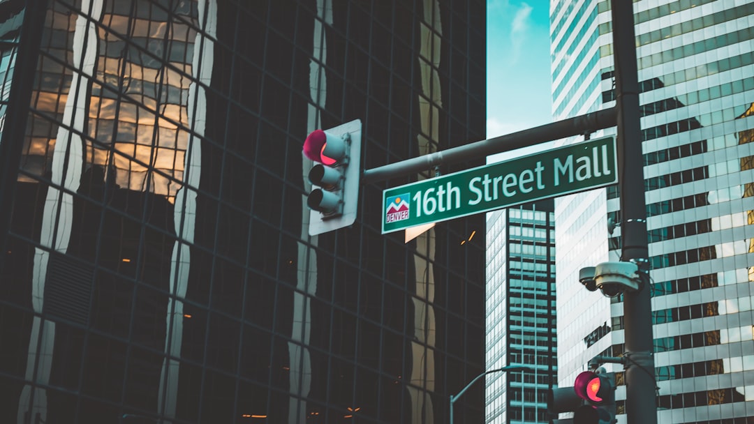 Market sentiment, risk factors, and what to consider as an investor