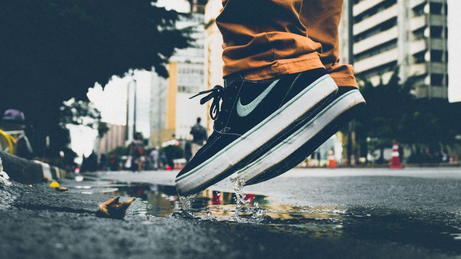 Nike’s Exposure: Input Costs, Tariffs, and the Revenue Mix