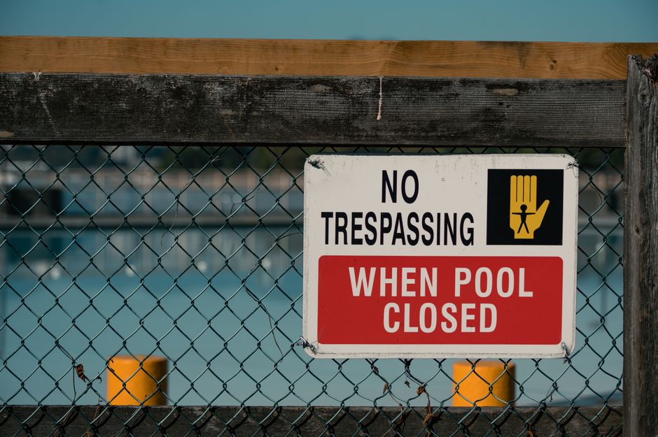 Warning Signs to Watch For: Protecting Yourself Before the Cash Flows Out