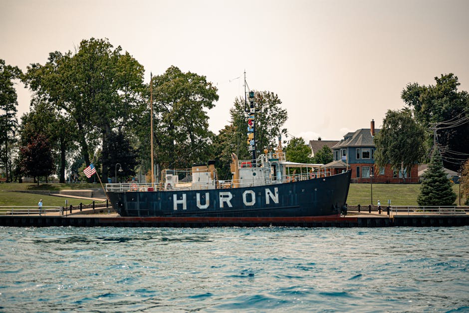 How to Evaluate Huron Today: A Practical Investor Guide