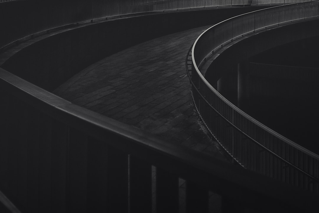 Practical Scenarios: What Real Traders Are Doing