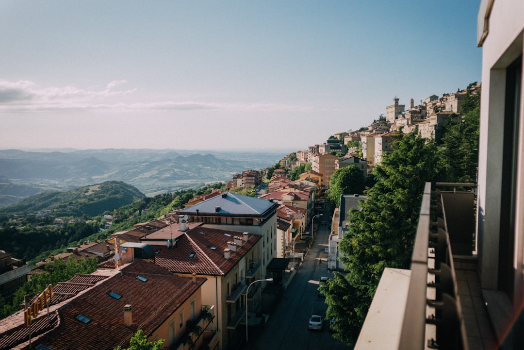 H3: A Realistic Italy Getaway Budget for Two
Let’s walk through a practical scenario inspired by the idea of a post-we