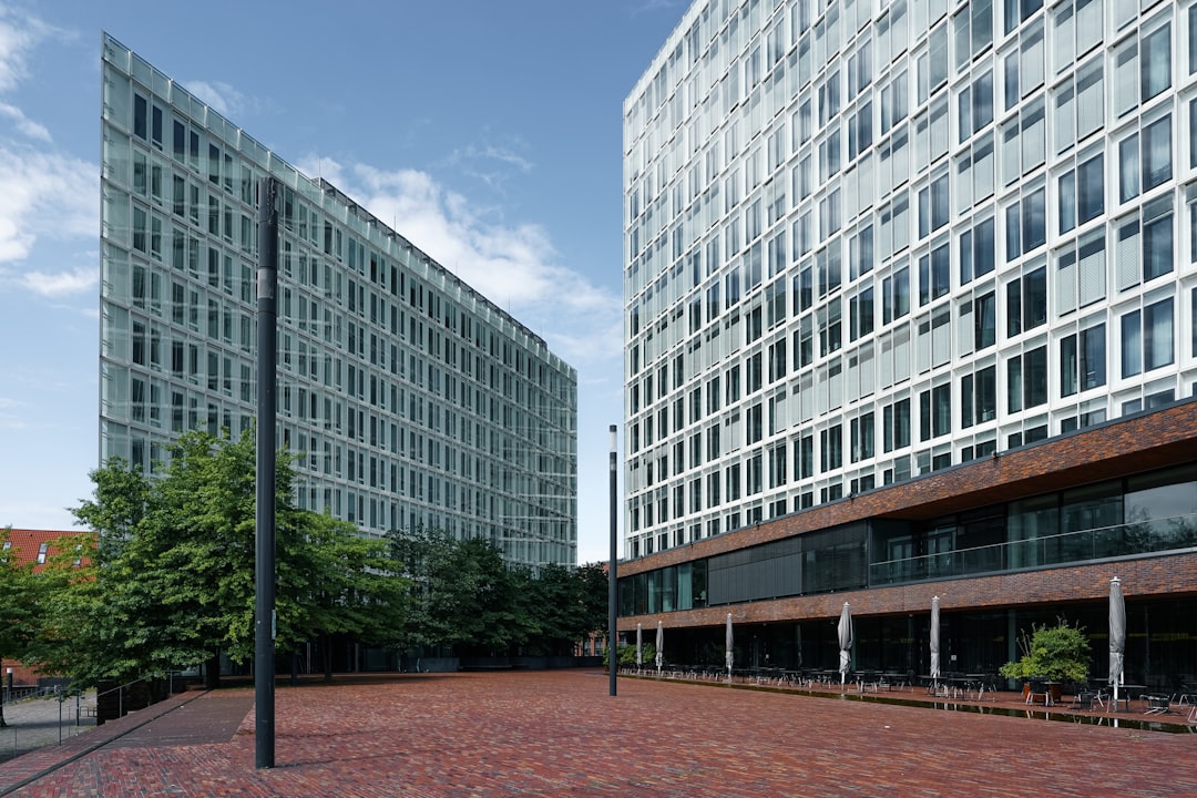 JPMorgan’s Position and the Research Narrative