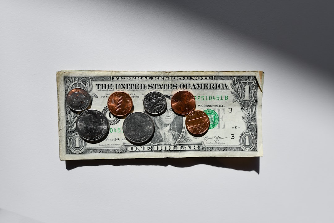 Comparison Chart of No Annual Fee Cashback Cards: 2026 Guide